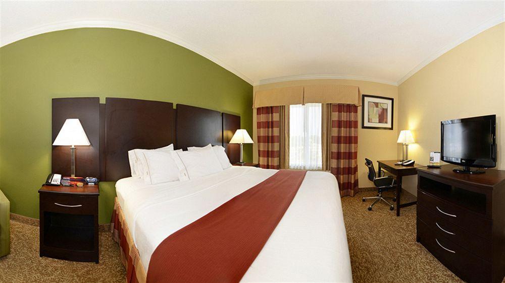 Holiday Inn Express & Suites Bonifay By Ihg Exterior photo