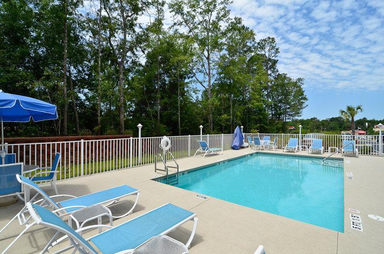 Holiday Inn Express & Suites Bonifay By Ihg Exterior photo